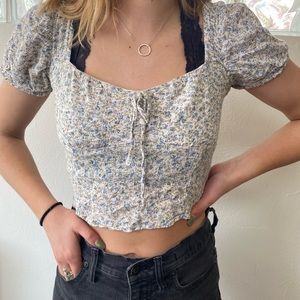 Cute blouse